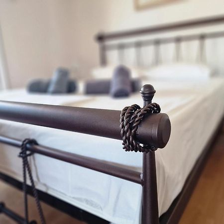 Villa Liana : Luxury Villa With Fantastic Sea View, Near Airport Pórto Ráfti 外观 照片