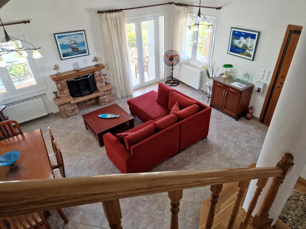 Villa Liana : Luxury Villa With Fantastic Sea View, Near Airport Pórto Ráfti 外观 照片