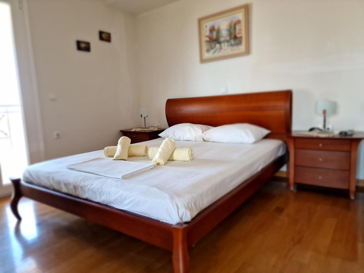 Villa Liana : Luxury Villa With Fantastic Sea View, Near Airport Pórto Ráfti 外观 照片