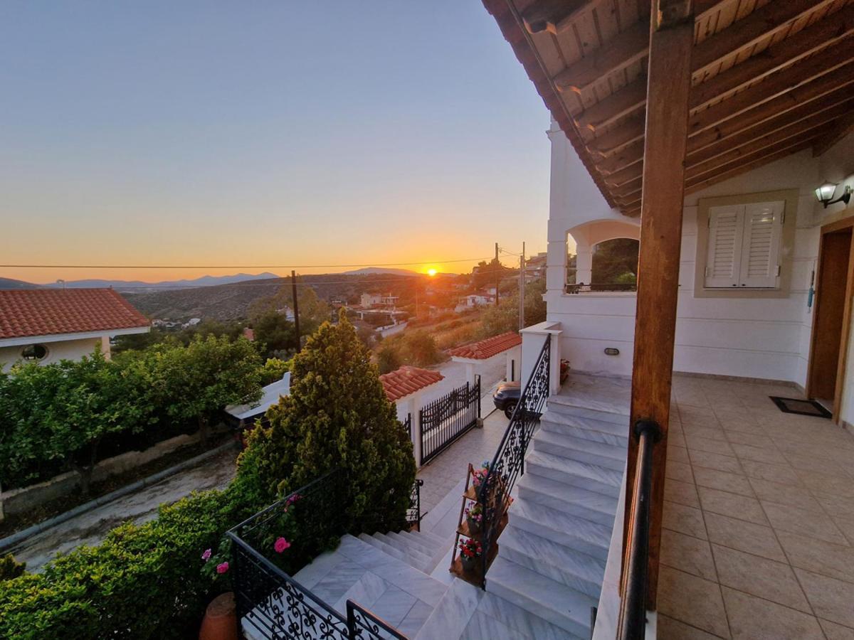 Villa Liana : Luxury Villa With Fantastic Sea View, Near Airport Pórto Ráfti 外观 照片