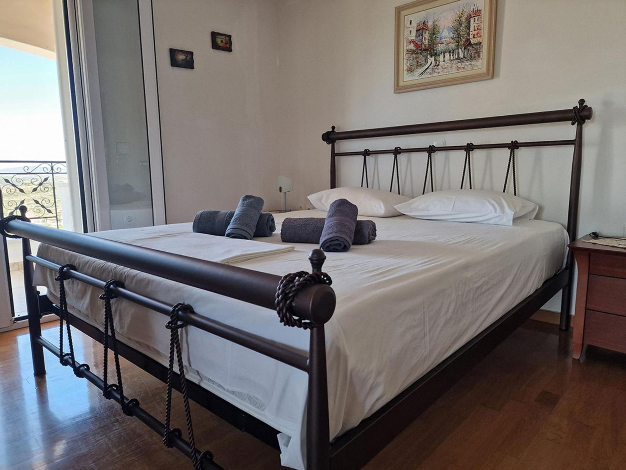 Villa Liana : Luxury Villa With Fantastic Sea View, Near Airport Pórto Ráfti 外观 照片